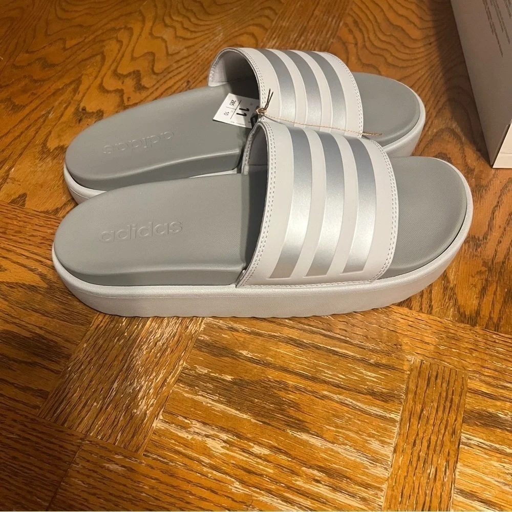 NEW Adidas Women's Adilette Platform Slide Sandals in Gray Silver Sz 11
